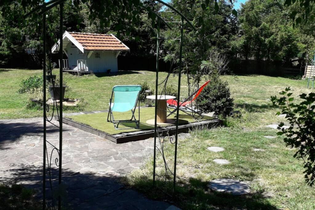 La Houssiere Gites, Les Jonquilles, Le Sagard Et Bungalow Les Brimbelles, Nature Et Detente מראה חיצוני תמונה